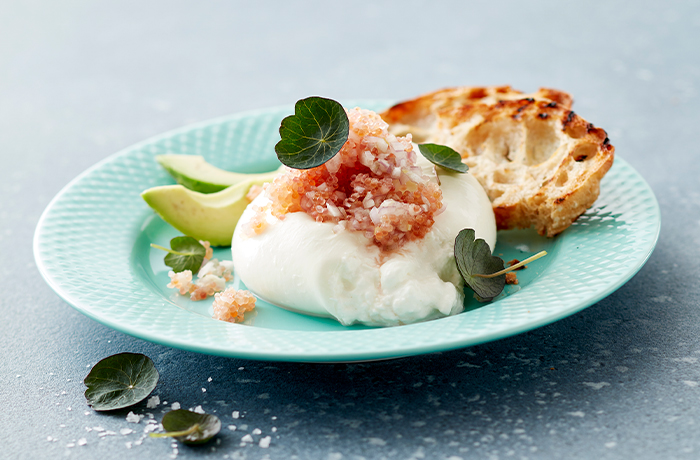 M Essens 1 2023 S 22 5711507019901 201990 Lyngby Porcelaen Frokosttallerken Rhombe Aqua 2 700X460px