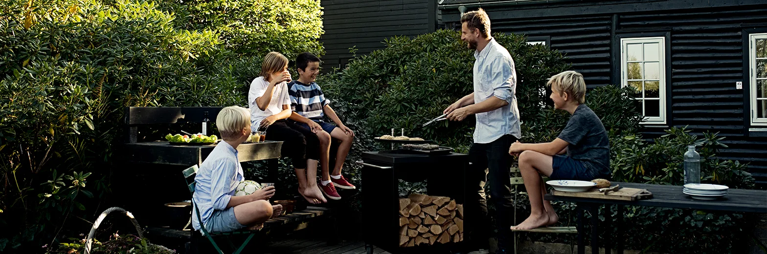 Grill Mennesker 1568X520px