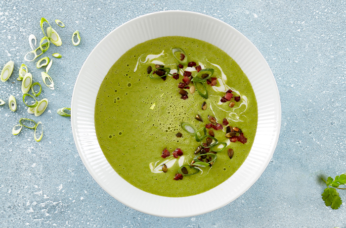 M Essens 1 2023 S 14 5705140711162 1016940 RC Hvid Riflet Dyb Tallerken 24 Cm 700X460px