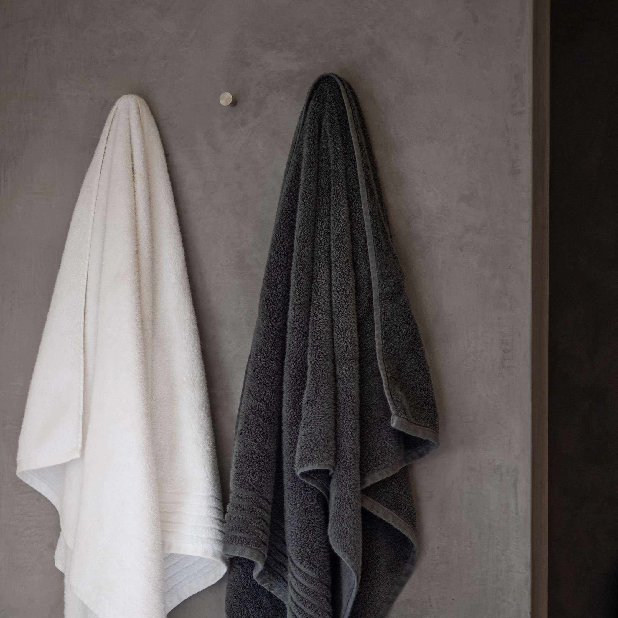 Håndklæder Hænger Til Tørre (1)