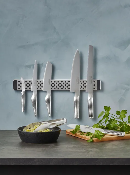 Global Magnet 800X800.JPG