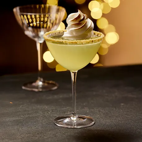 KK ESSENS Jul 26 Lemon Merengue Martini 700X460Px