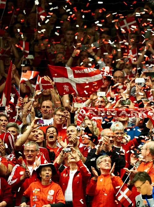 Danskhaandbold Fans1 Vertikal 569X766