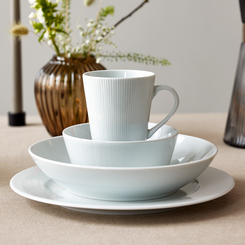 M Essens 1 2024 Side 17 Paaskebord 1 800X800px V3