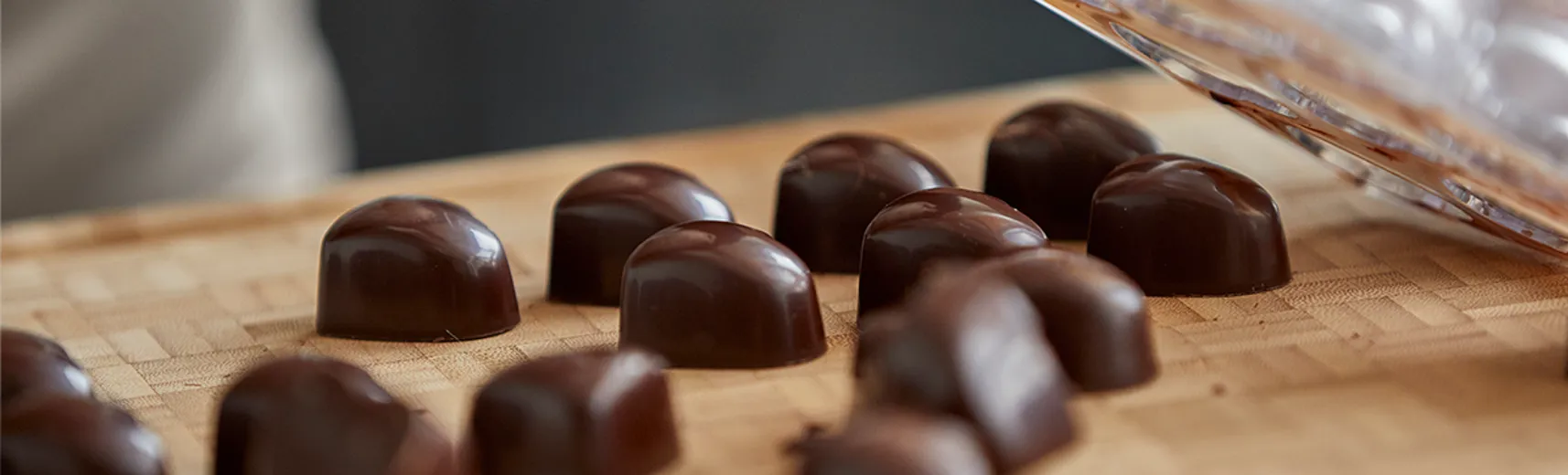 Koekken 1200X364px Temperer Chokolade