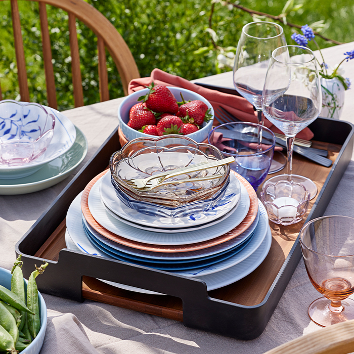 M Essens 2 2024 Side 4 Bring Your Own Style 2 V02 700X700px