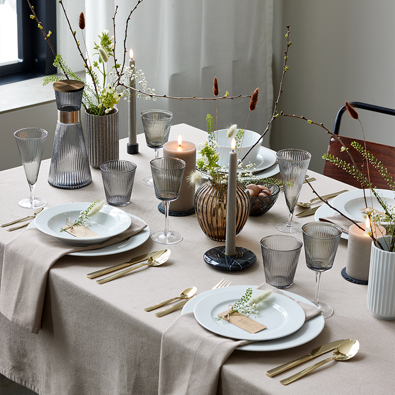 M Essens 1 2024 Side 17 Paaskebord 1 800X800px