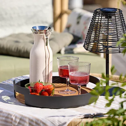 M Essens1 2025 Side19 Eva Trio 800X800px