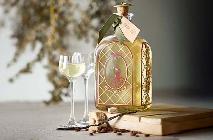 M Essens2 2025 Julesnaps Side13 V3 700X460