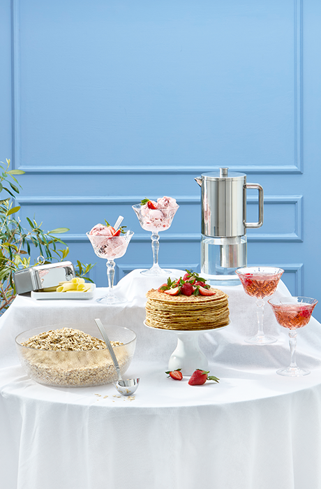 M Essens1 2025 Side9 460X700px