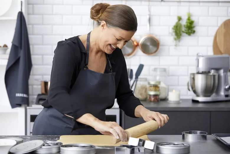 M 5722001007189 100718 Blomsterbergs Udstikkeraet