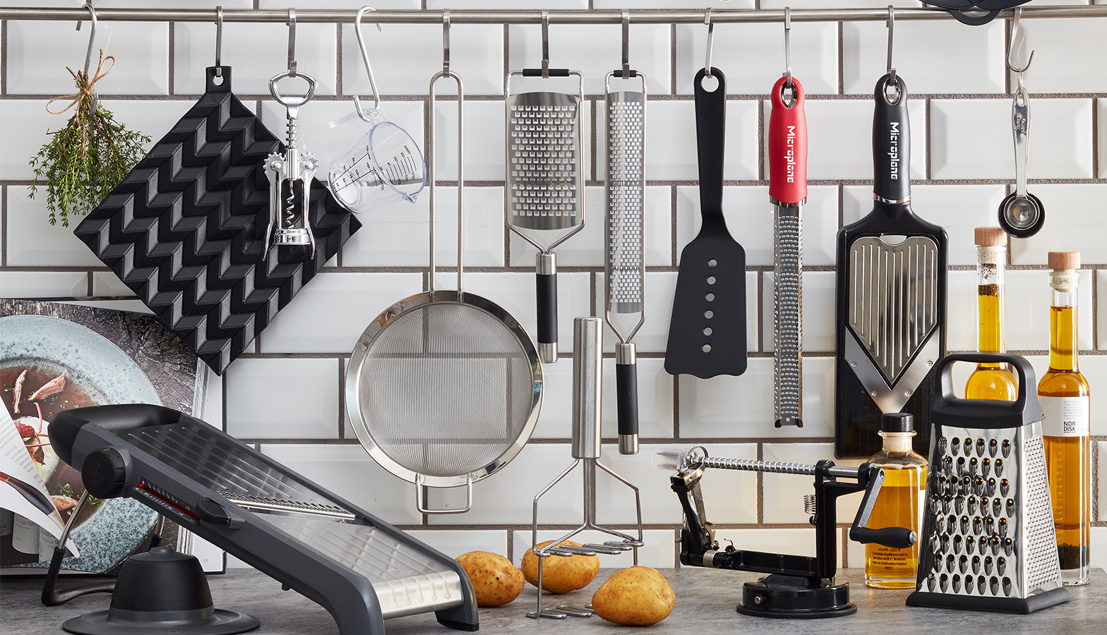 KK ESSENS 3 2023 Udstyr 1568X900