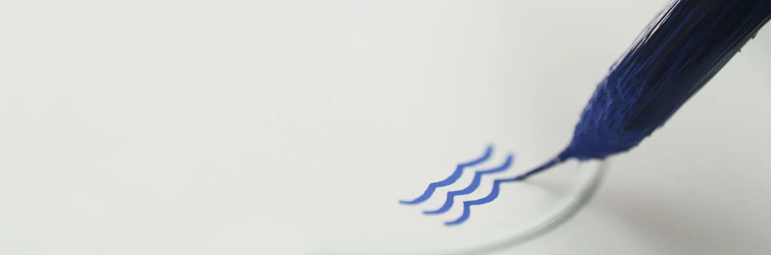 Bluline.Waves On Plate 01 (2) 1568X520px Redigeret