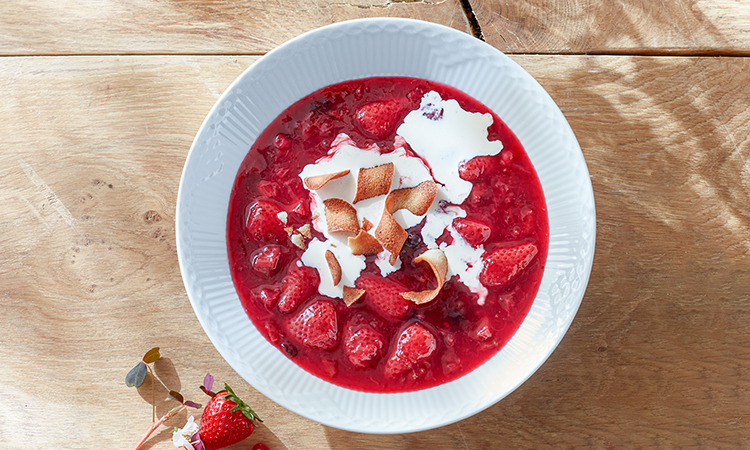 M Essens 2 2023 Side 34 Soedsuppe Roedgroed 750X450