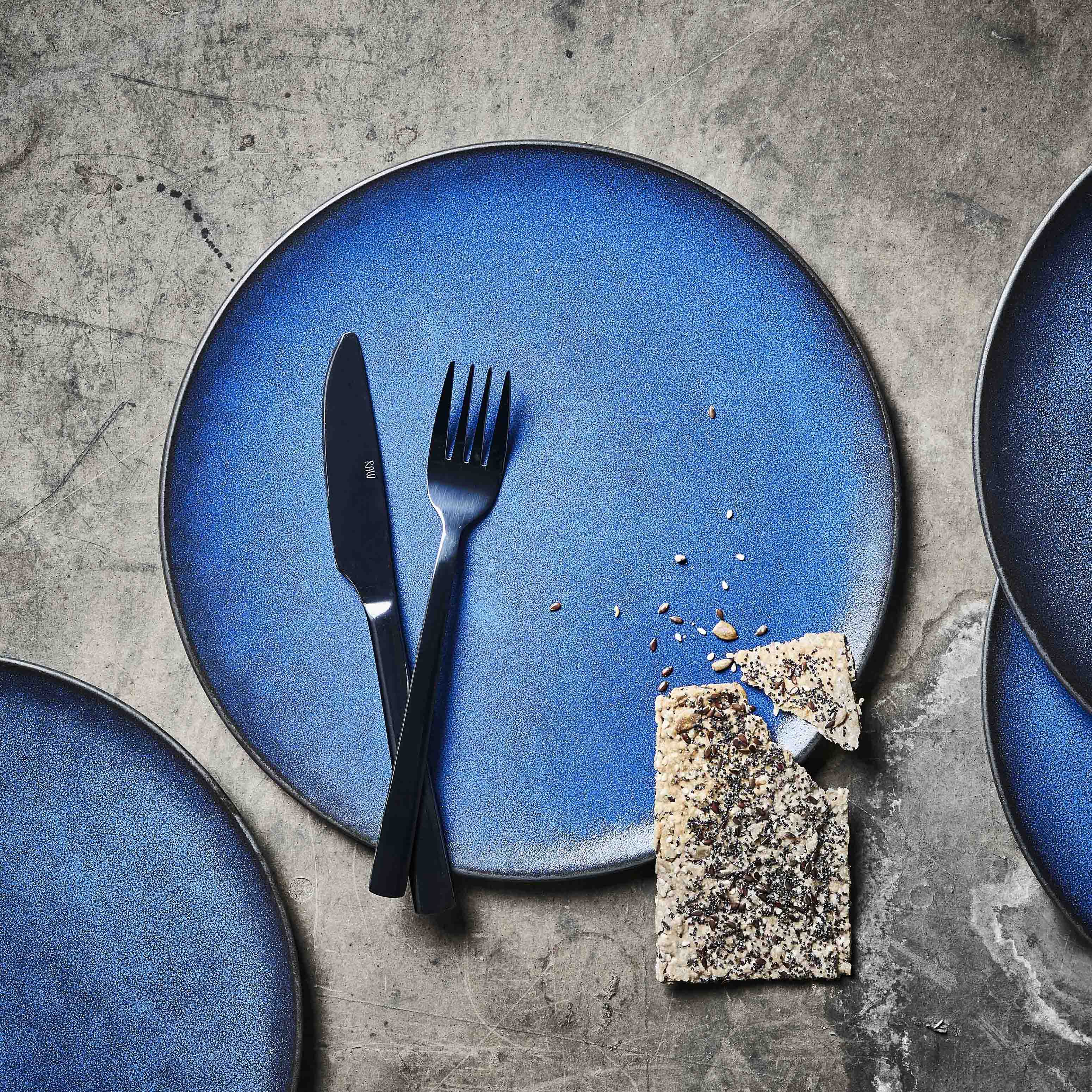 RAW Midnight Blue 15905 15742 Environment 2020