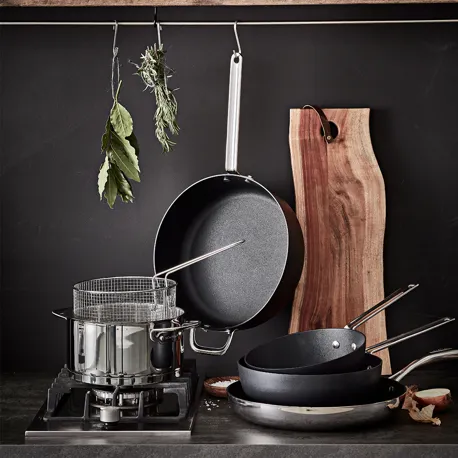 083421156808 54203008 Scanpan Giant Sauterpande 30Cm Techniq Femstjernet Gastro 6 (2)