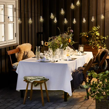 Lanterne Og Bord 800X800px