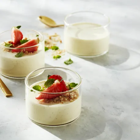 Koldskålspannacotta M Essens 2 2021 Blomsterberg 913124