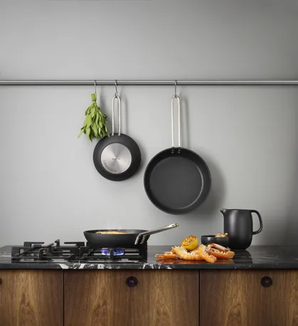 204720 204724 204728 Eva Trio Professional Frying Pans 2