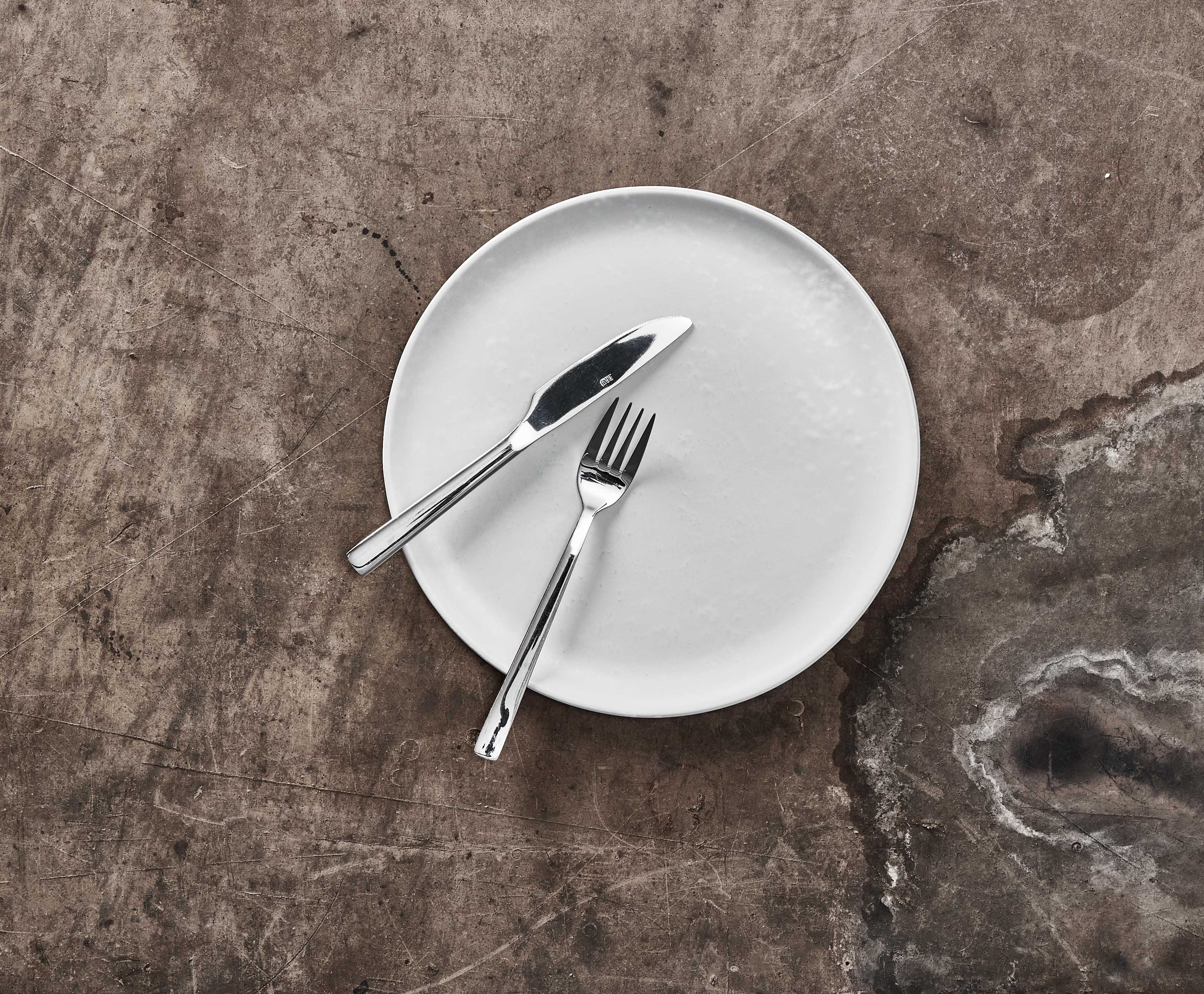 RAW Arctic White 16012 Environment 2021