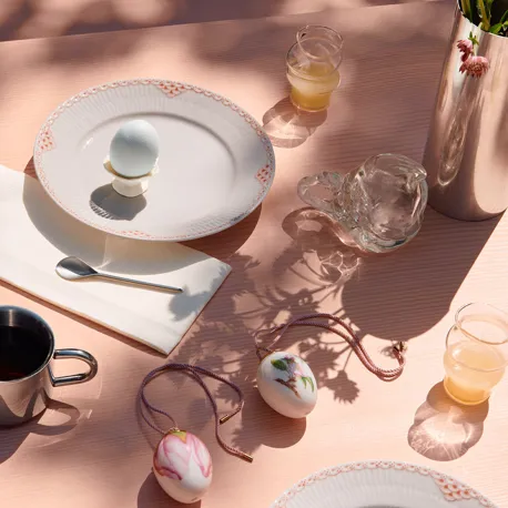 2024 Spring Collection Easter Egg Apple Blossom Buds 6Cm Apple Blossom Petals 6Cm Coral Lace Plate 22Cm 72Dpi (1)