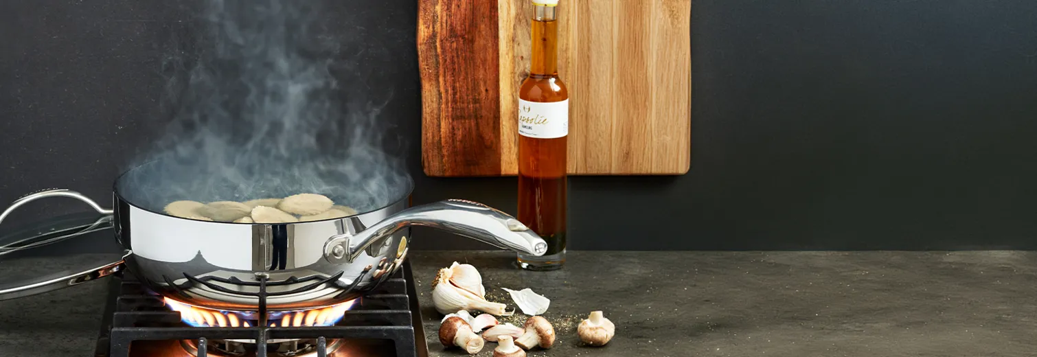 M 83421181046 6001082600 Sauteuse Haptiq Scanpan 1568X520px